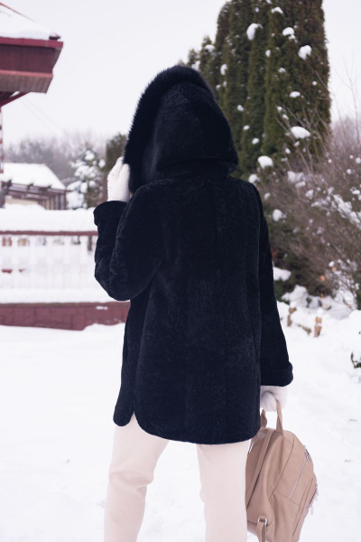 Полупальто из овчины с капюшоном и прорезными карманами Мехофф Мадам80.12-55 черный - фото 12