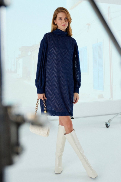 Платье кокон с длинным рукавом и воротником-стойка Lokka 1112 синий - фото 1