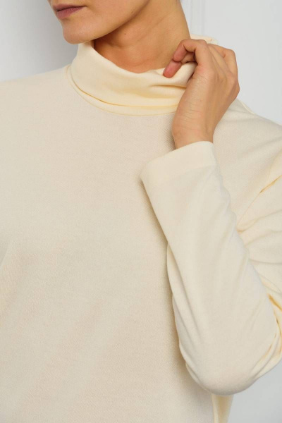 Бежевый водолазка из трикотажа с классическим прямым силуэтом Femme & Devur 30432 1.2F(170) - фото 3