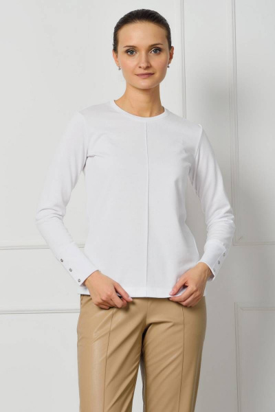 Белый полуприлегающий джемпер с складкой и пуговицами Femme & Devur 30267 2.2F(170) - фото 1