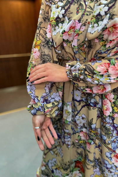 Демисезонное бежевое шифоновое платье с принтом Pavlova 151 цветы - фото 7