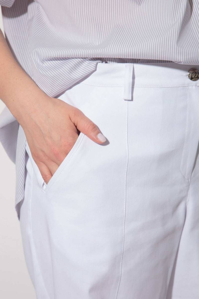 Джинсы с широкими штанинами в стиле slouchy и прорезными карманами SOVA 11102 белый - фото 6