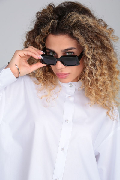 Демисезонная белая рубашка с вышивкой и стойкой ALEZA 1121 - фото 4