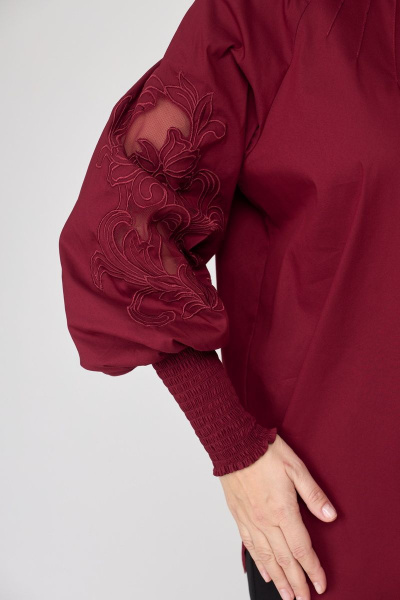 Блуза женская из хлопка с художественной вышивкой и классическими брюками SandyNa 130516 винно-черный - фото 3