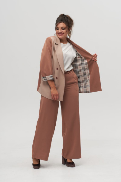 Демисезонный двубортный жакет с прорезными карманами и лацканами Anelli 1315 бежевый+капучино - фото 3