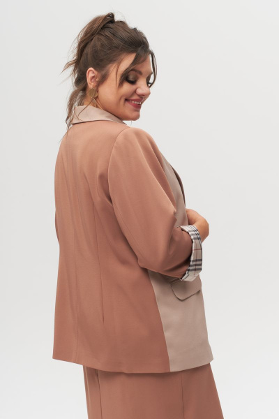 Демисезонный двубортный жакет с прорезными карманами и лацканами Anelli 1315 бежевый+капучино - фото 2