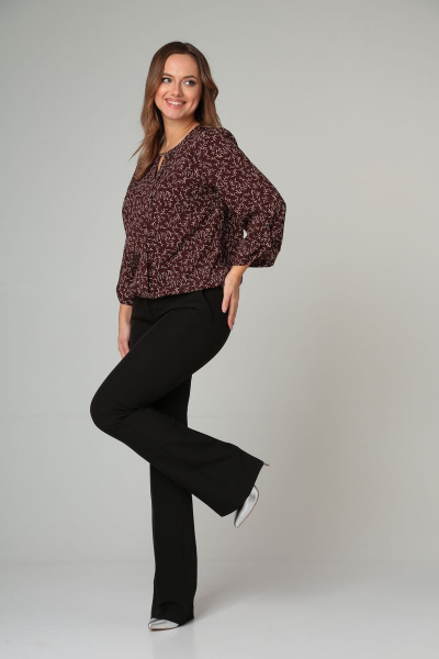 Демисезонная блузка с разрезами и отделкой из текстиля Modema м.703/1 коричневый - фото 5
