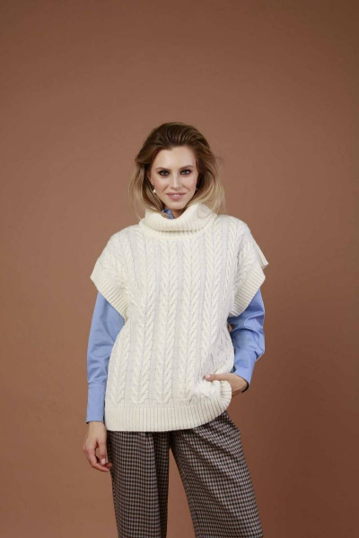 Белый жилет из шерсти с высоким воротом и фактурным переплетением Femme & Devur 30451 1.2D(170) - фото 1