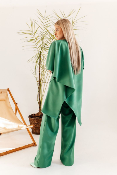 Зеленый костюм из текстиля с блузкой-трапис и брюками палаццо Ambera Style 2016N нефрит - фото 2