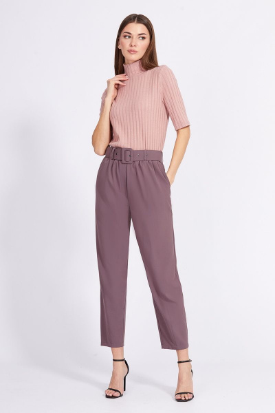 Брюки капри из костюмной ткани с эластичной тесьмой EOLA 2369 слива - фото 3