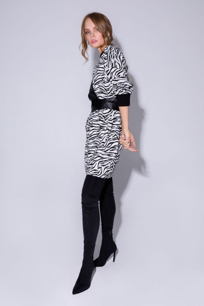 Демисезонный костюм из трикотажа с жилетом из экокожи PiRS 4470 черный+черно-белый - фото 5