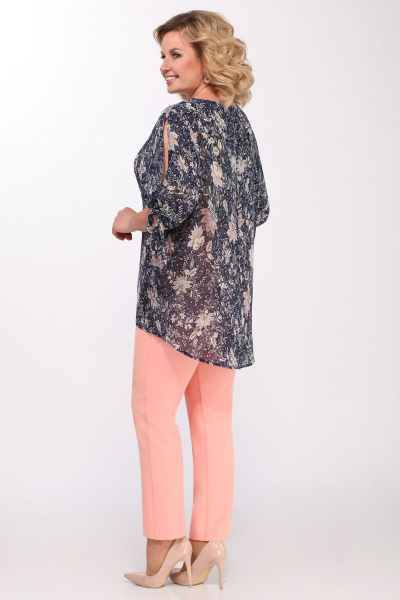 Блуза и топ со спущенными рукавами в стиле casual Matini 1.1312 цветы_на_синем - фото 3