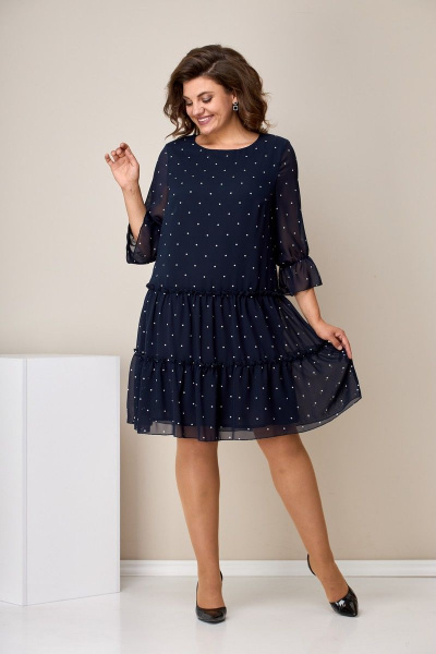 Платье шифоновое в горошек приталенное с воланами и пуговицей Moda Versal П2328 т.синий_горох - фото 2