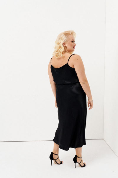 Черное платье-футляр из вискозы с V-образным вырезом Ketty К-03340 черный - фото 4