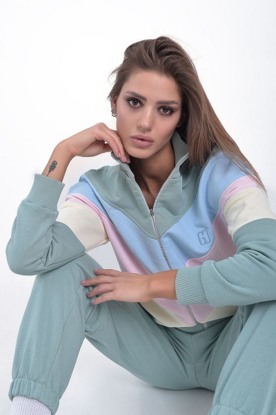 Брюки и джемпер в стиле athleisure из трикотажа GO F3025/26-688.164-170 - фото 8