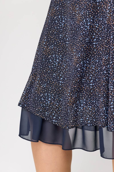 Платье прямого силуэта с рельефами и воланом Moda Versal П2202 т.синий - фото 3