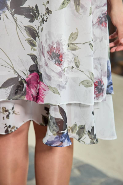 Платье свободного кроя с разрезом и сборками Moda Versal П2387 молоко - фото 7