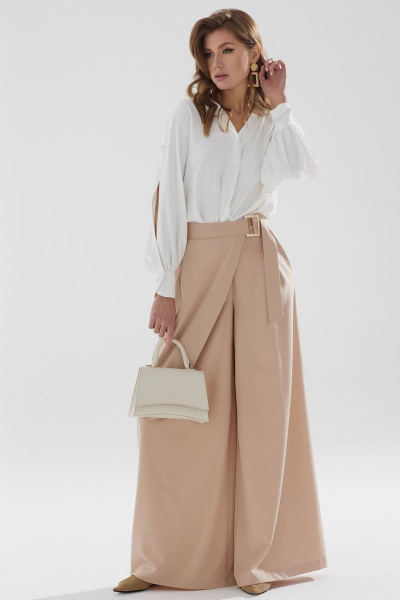 Брюки расклешенные на запах из костюмной ткани Lyushe 3388 - фото 3