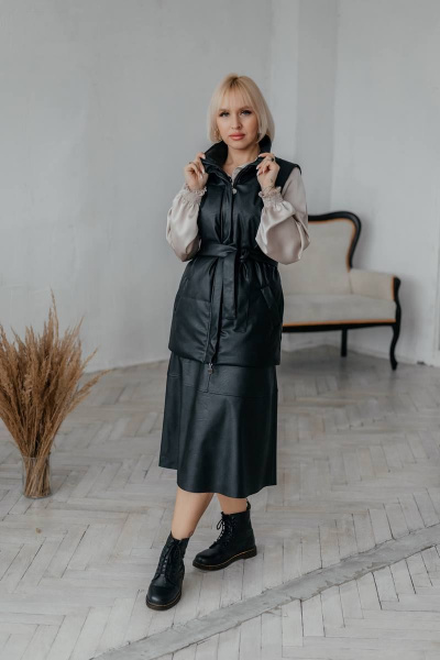Черный экокожаный жилет с поясом и карманами Стильная леди М-677 черный - фото 2