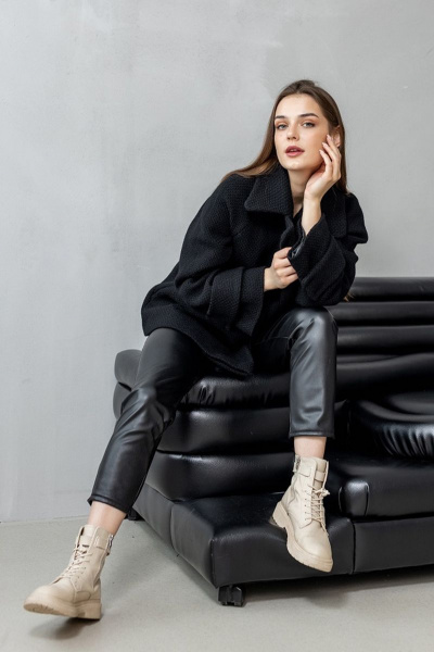 Полупальто демисезонное с фигурным воротником и накладными карманами Atelero 1041 черный - фото 6