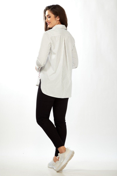 Белую рубашку с вышивкой и кокеткой Felice Woman 2366-1 - фото 8