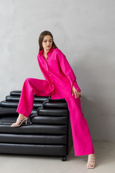 Деловой льняной костюм с жилетом на запах и брюками палаццо Atelero 1053 розовая_фуксия - фото 5