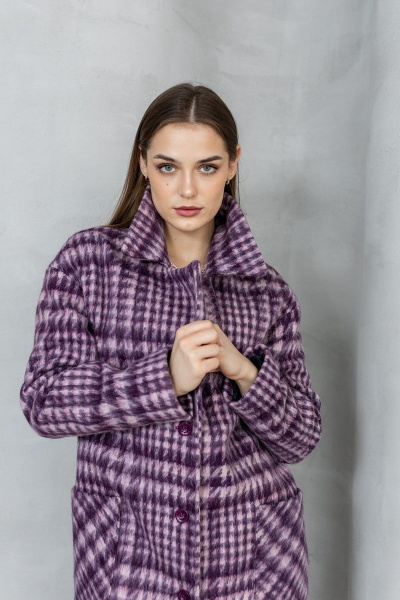 Пальто из шерстяной пальтовой ткани с накладными карманами Atelero 1066 сирень - фото 6