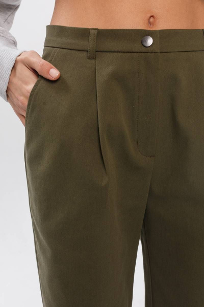 Шорты б bermуды из хлопка с защипами и кокетками Madech 20161 болотный - фото 3