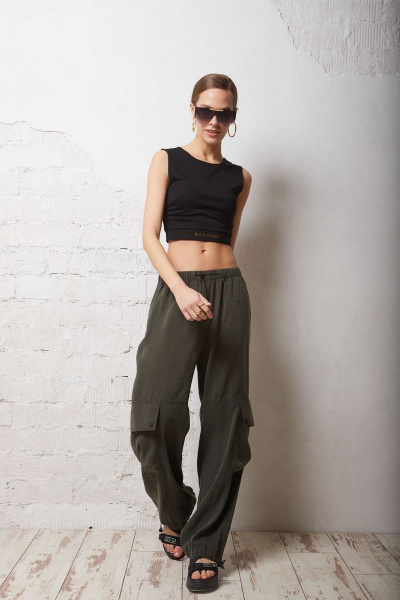 Зелёные брюки из текстиля для ежедневного стиля DAVYDOV 6238 - фото 5