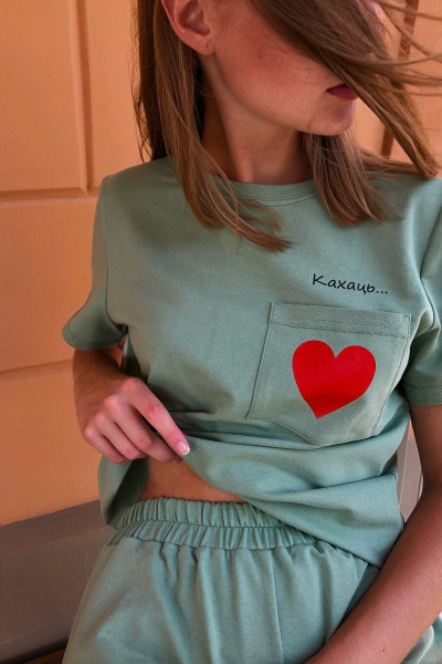 Трикотажный комплект футболка с карманом и шорты i3i Fashion 402/3 киви - фото 2