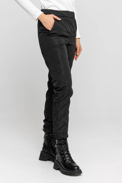 Демисезонные брюки из плащёвой ткани для делового стилЯ Domna 12107 черный(170) - фото 2