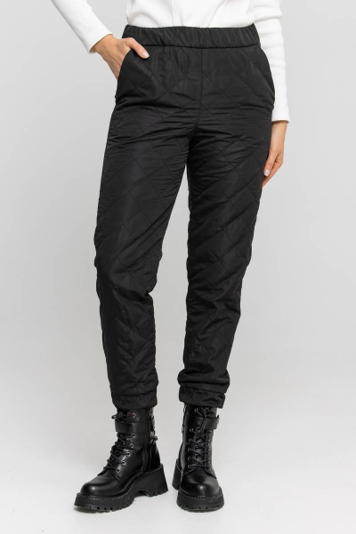 Демисезонные брюки из плащёвой ткани для делового стилЯ Domna 12107 черный(170) - фото 9