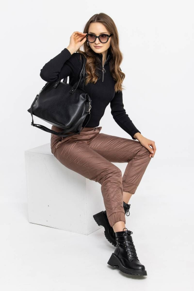 Демисезонные бежевые брюки из плащёвой ткани Domna 12107 темно-бежевый(170) - фото 9