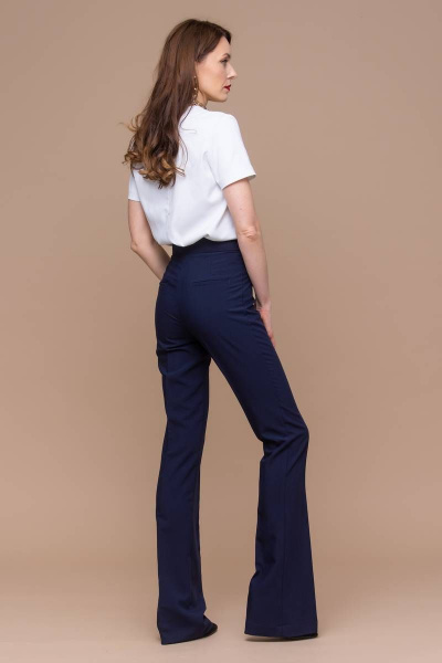 Синие клёш брюки из текстиля с декоративным поясом Domna 12094 темно-синий(170) - фото 2
