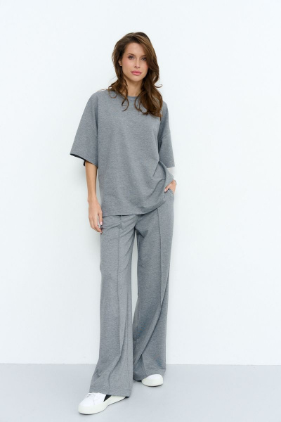 Трикотажный костюм из джемпера и брюк с наклонными карманами Luitui R4025 серый - фото 3