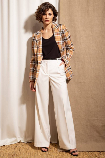 Жакет деловой в клетку из текстиля на пуговицах Nova Line 10381 бежевый - фото 4