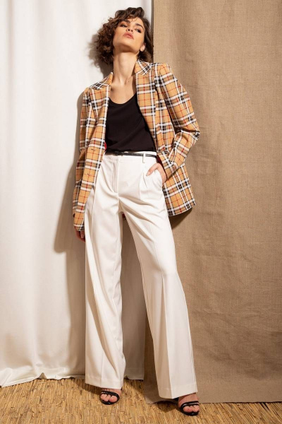 Жакет деловой в клетку из текстиля на пуговицах Nova Line 10381 бежевый - фото 3