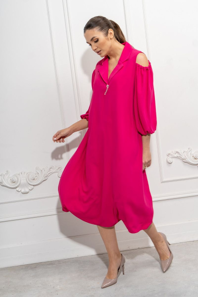А-силуэтное платье из струящейся ткани с V-образным вырезом Luna 082 фуксия - фото 2
