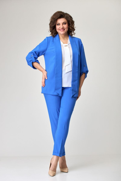 Деловой комплект из жакета, блузки и брюк из вискозы БАГРЯНИЦА 5035 василек - фото 4