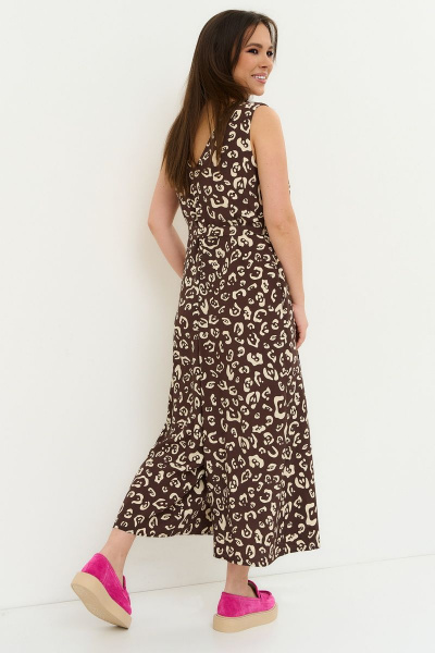 Демисезонный прямой комбинезон из вискозы с поясом Магия моды 2238 коричневый - фото 3