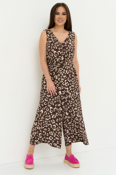 Демисезонный прямой комбинезон из вискозы с поясом Магия моды 2238 коричневый - фото 12