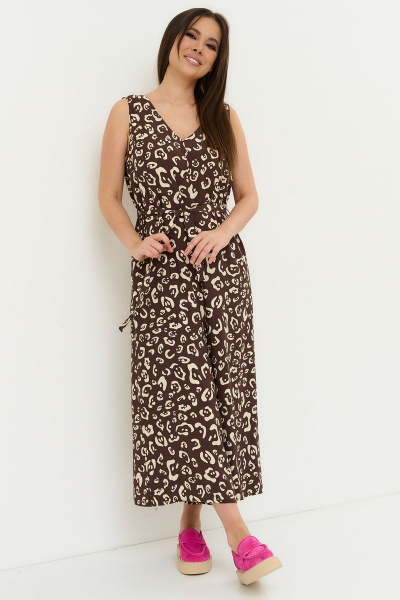 Демисезонный прямой комбинезон из вискозы с поясом Магия моды 2238 коричневый - фото 10