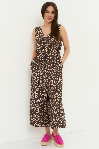 Демисезонный прямой комбинезон из вискозы с поясом Магия моды 2238 коричневый - фото 6