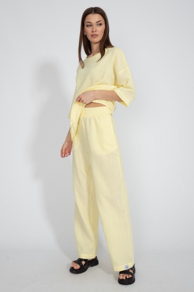 Жёлтые брюки муслин свободного кроя с карманами Kivviwear 4127.03 - фото 1