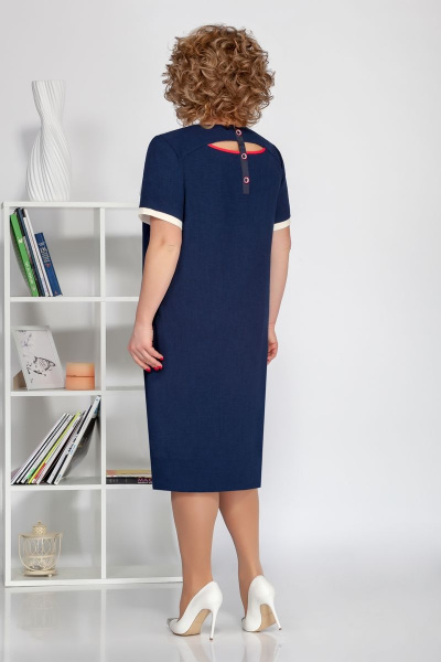 Летнее платье с вышивкой и отрезной линией талии Ивелта плюс 1821 - фото 2