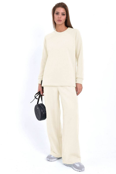 Костюм из трикотажа с укороченным свитшотом и брюками GO F3038/02-01.164-170 - фото 1