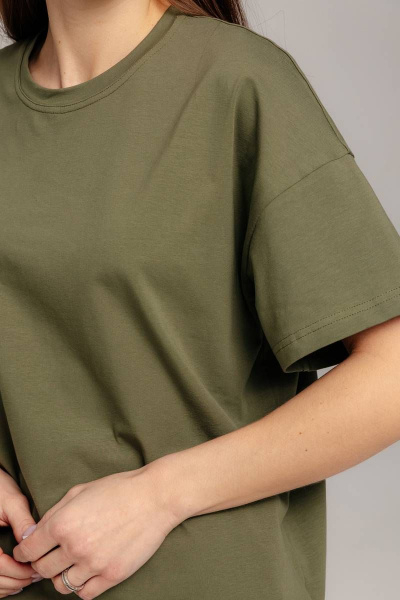 Майка из мягкого вискозного трикотажа прямого кроя Romgil 700ЛХТЗ светлый_хаки - фото 4