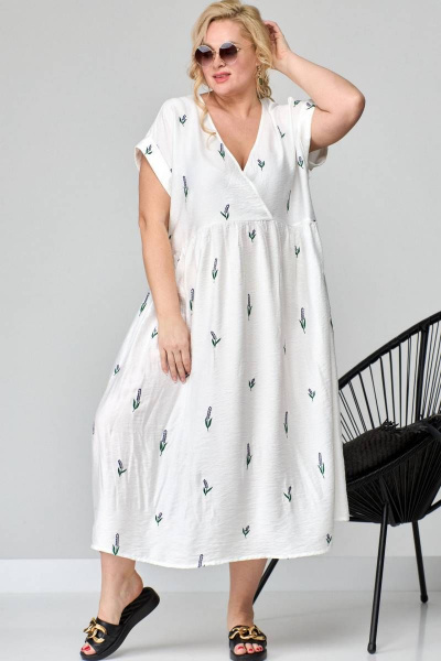 Летнее платье из тонкой вискозы с вышивкой и свободным кроем SOVA 11014 молочный_лаванда - фото 4