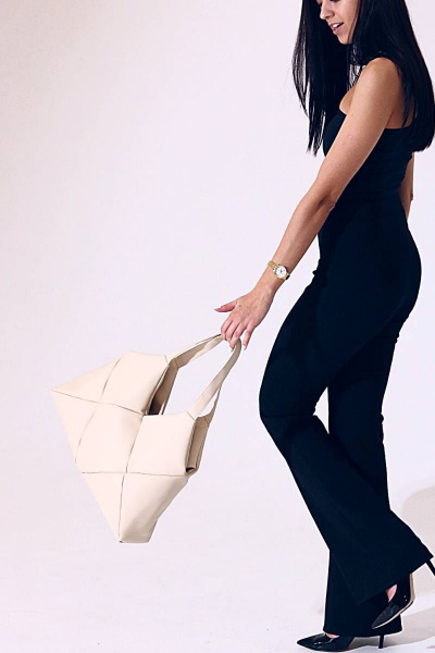 Бежевая сумка из экокожи с необычным дизайном для повседневности MT.Style ROMB2 bez - фото 4