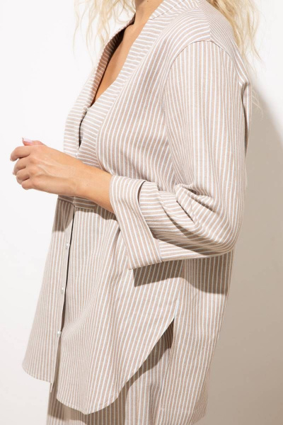 Туника-жакет прямого силуэта с длинным рукавом и воротником-стойкой Femme & Devur 71076 1.54F(170) - фото 4